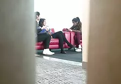 زیبا سبزه می دهد عكس كير داخل كوس جونز یک زن زیبا