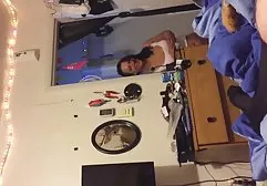 دید از عکس کون و کیر بالا,جوراب, nerd,نوجوان,
